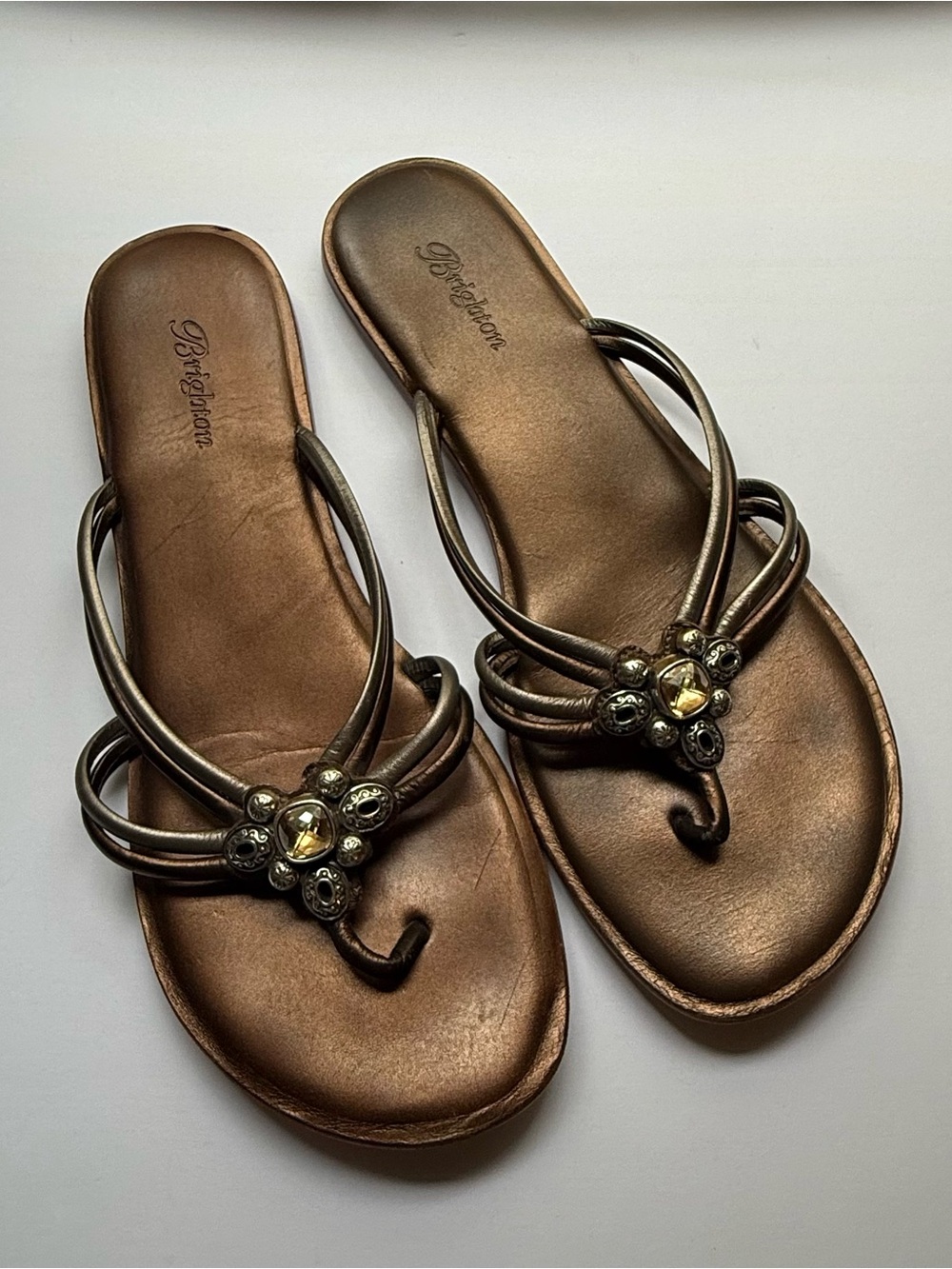 Brighton Bronze Thong Sandals Embellished Size 10